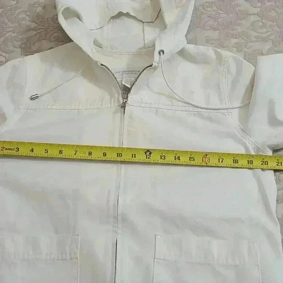 Liz Claiborne White Jacket  - Picture 11 of 13